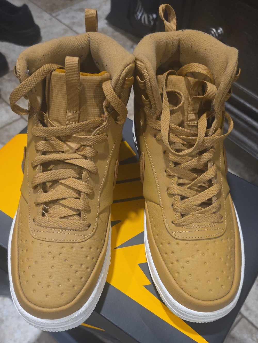 Nike Court Vision Mid Winter